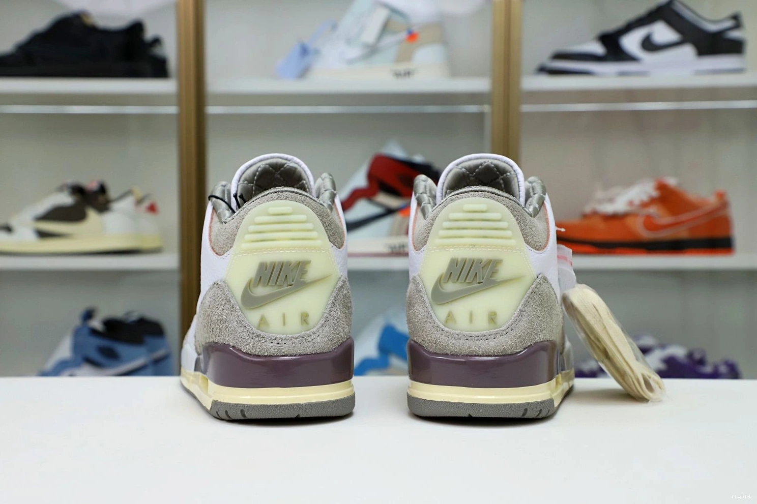 3 AIR JORDAN MANIÉRE X WMNS 0207